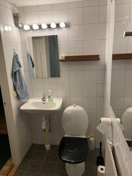 Egen Laegenhet Pa Soedermalm Naera Centrum Sundsvall Exterior foto